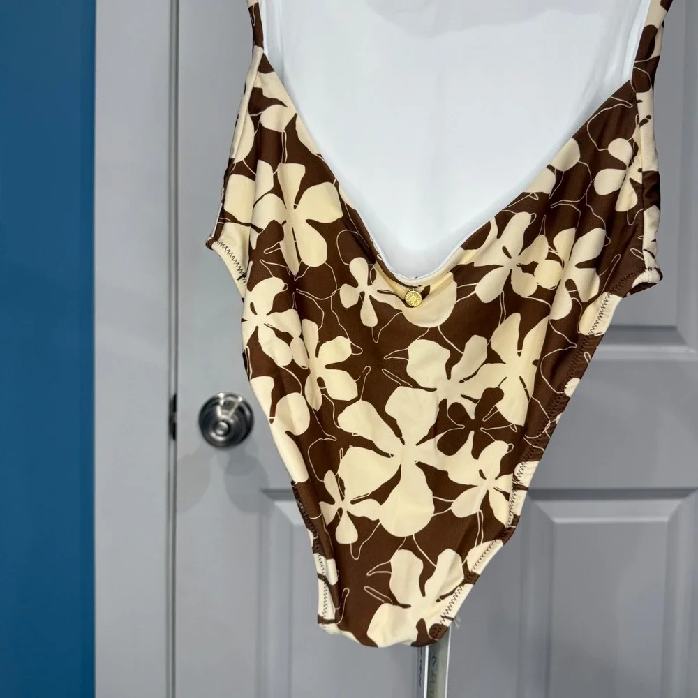 Altar'd State Brown Floral Strapless Bandeau Cutout One Piece Swimsuit Size M‎